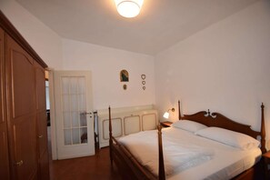 3 bedrooms - Villa in Valdora with Lake Maggiore Views (Ghiffa)