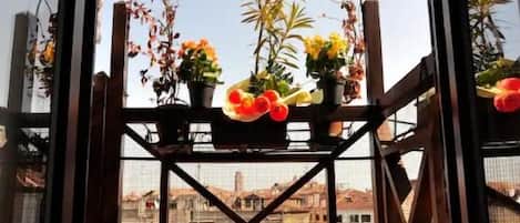 Duplex, City View | Terrace/patio