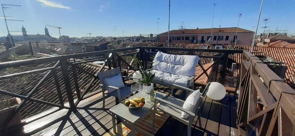 Duplex, City View | Terrace/patio