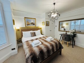 2 Schlafzimmer, Bügeleisen/Bügelbrett, kostenloses WLAN, Bettwäsche
