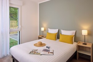 Wifi gratis y ropa de cama