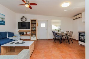 100-cm LCD TV with satellite channels - Apartment Zenko (Vir)