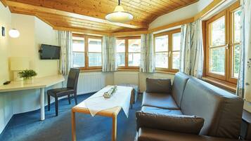 Maison Majestueuse, vue montagne | Coin séjour