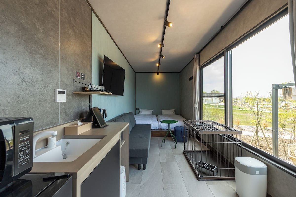 Superior Villa, Non Smoking, Dogs Allowed | Free WiFi, bed sheets