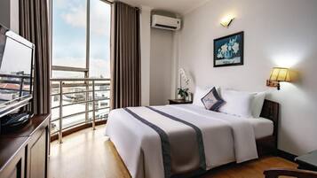 Superior Double Room, City View | Desk, free WiFi