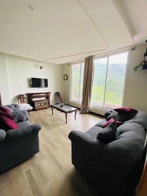 Coin salon dans le hall