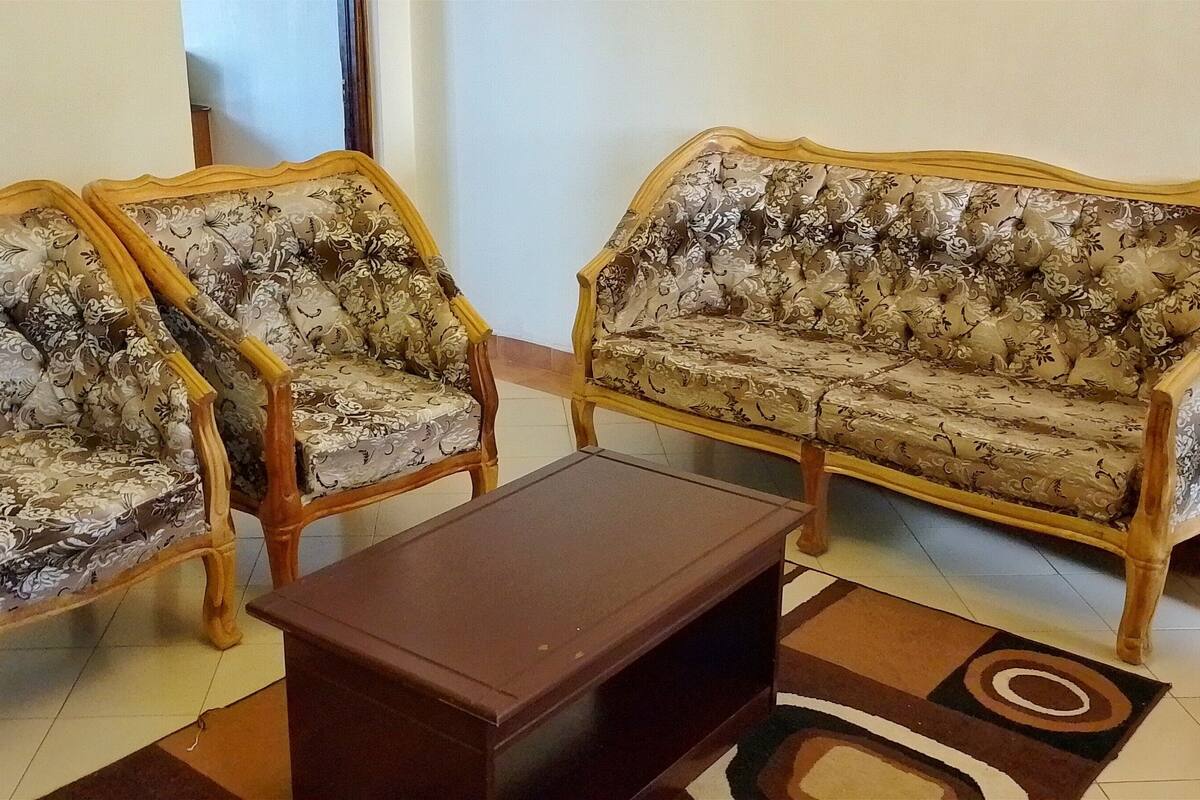 ラグジュアリー ヴィラ バルコニー | 客室内のダイニングエリア