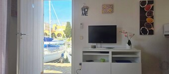 Studio 2, Studio with a view of the canal