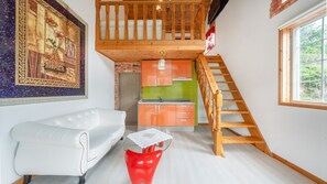 Basic Room, 1 Bedroom (Orange (Couple Building)) | 1 bilik tidur, Wi-fi percuma 