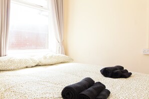 Free WiFi - Brookvale Guest House Room 4 (Southampton)