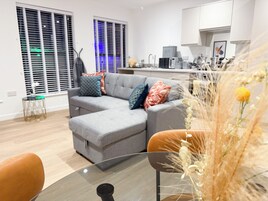 Apartment, 1 Bedroom (The Old Bank Apartments 6) | 1 bedroom, laptop workspace, iron/ironing board, bed sheets