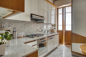 Comfort-Apartment, Stadtblick | Eigene Küche | Wasserkocher mit Kaffee-/Teezubehör, Wasserkocher