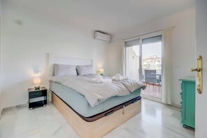 2 soverom, strykejern/-brett, wi-fi (inkludert) og sengetøy