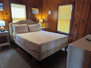 2 عدّة غرف نوم ومكتب ومكواة/لوح كي وواي فاي مجانًا