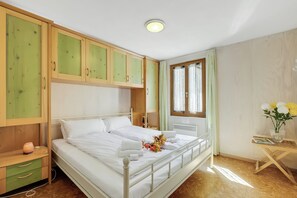 2 bedrooms, bed sheets - Casa Andy 2 Val Lavizzara (Lavizzara)