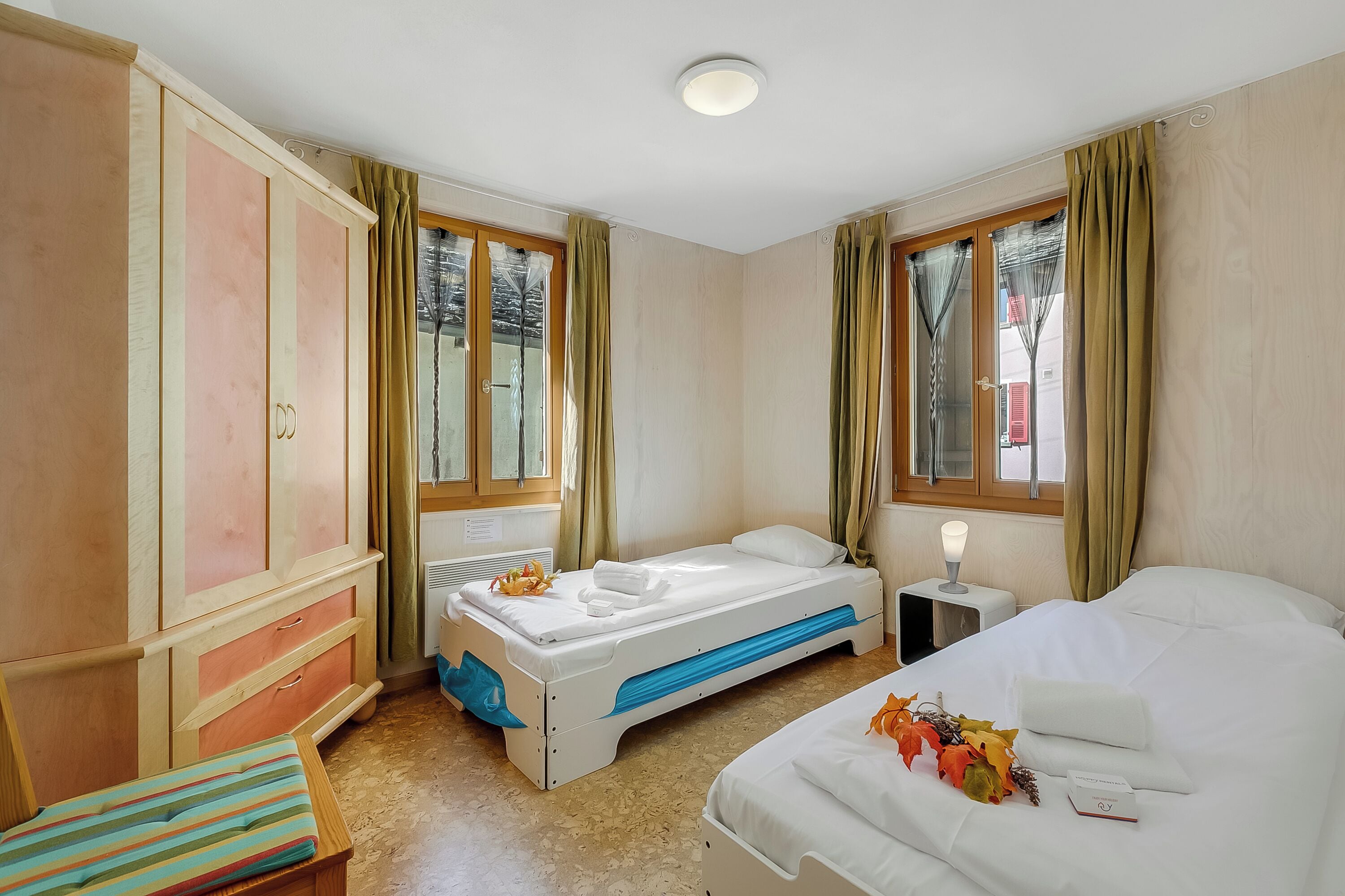Family Apartment, Multiple Bedrooms, 2 Bathrooms, Mountainside (Casa Andy 2 Val Lavizzara) | 2 bedrooms, bed sheets