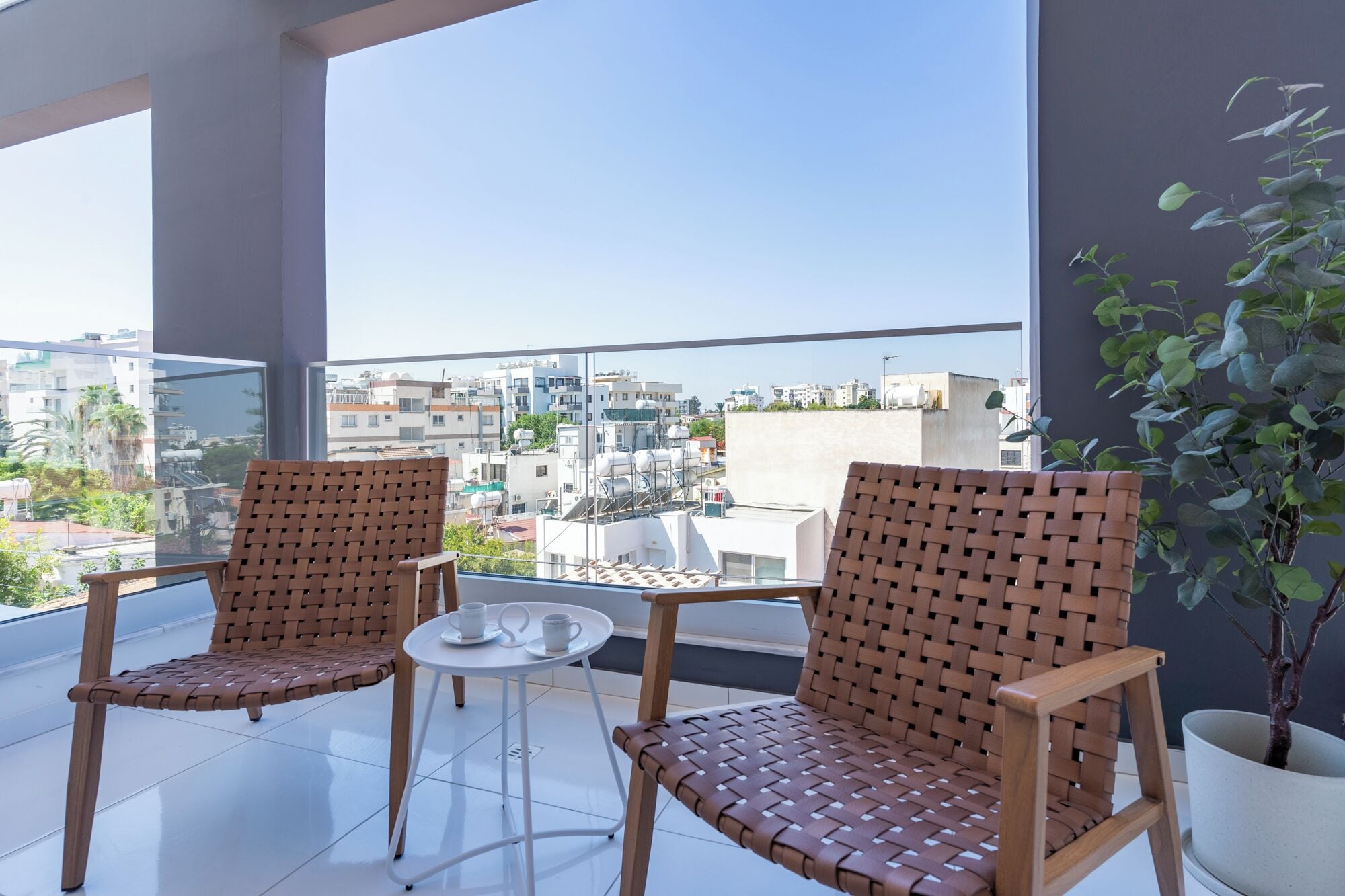 Apartment, Stadtblick | Balkon