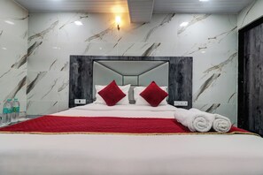 Free WiFi - Hotel Lake Site (Mumbai)