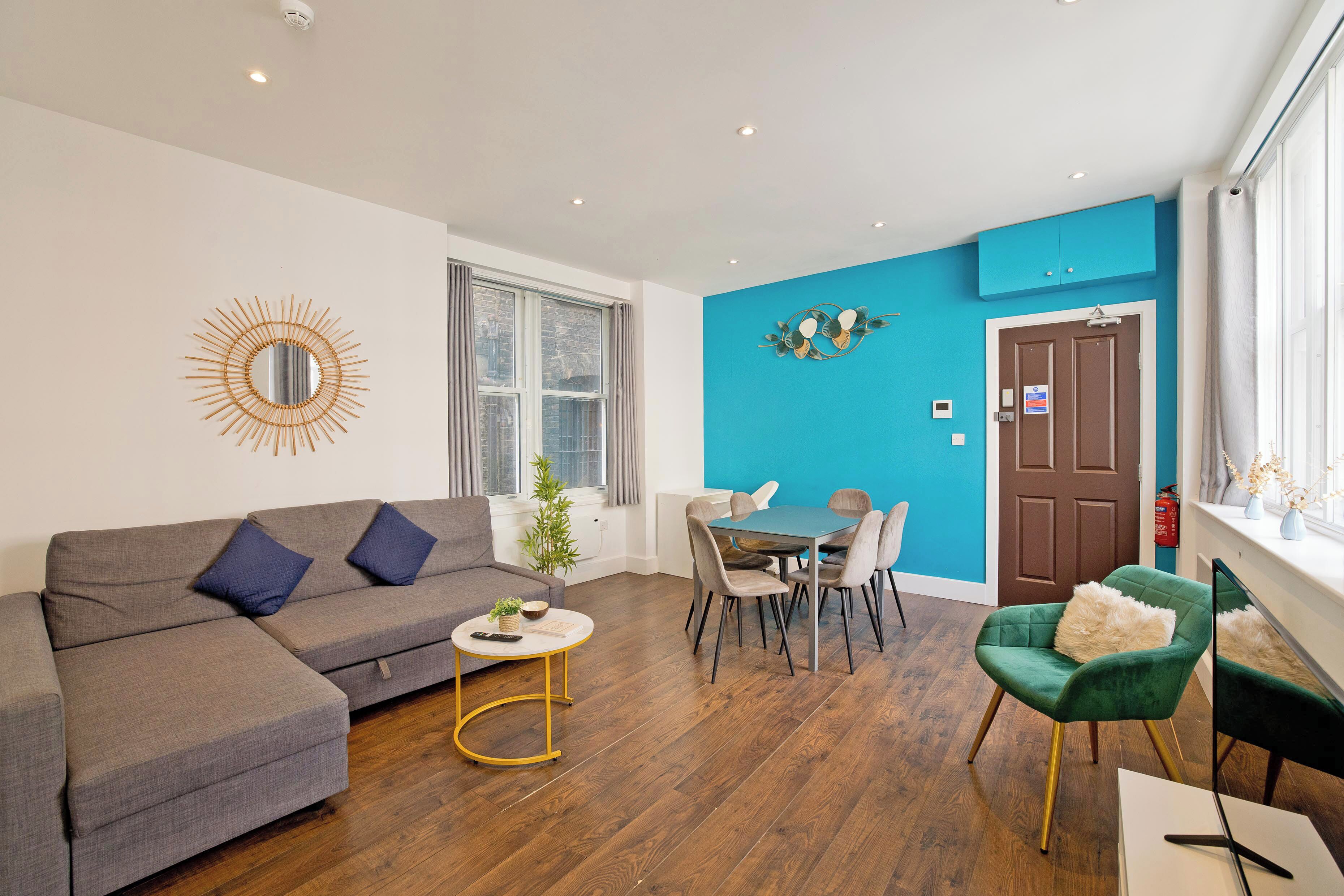 Leilighet, 2 soverom | Oppholdsområde | Flatskjerm-TV