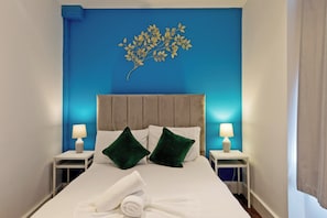 Apartment, 2 Bedrooms | Iron/ironing board, free WiFi - Imperial Middlesex Street Apartments (London)
