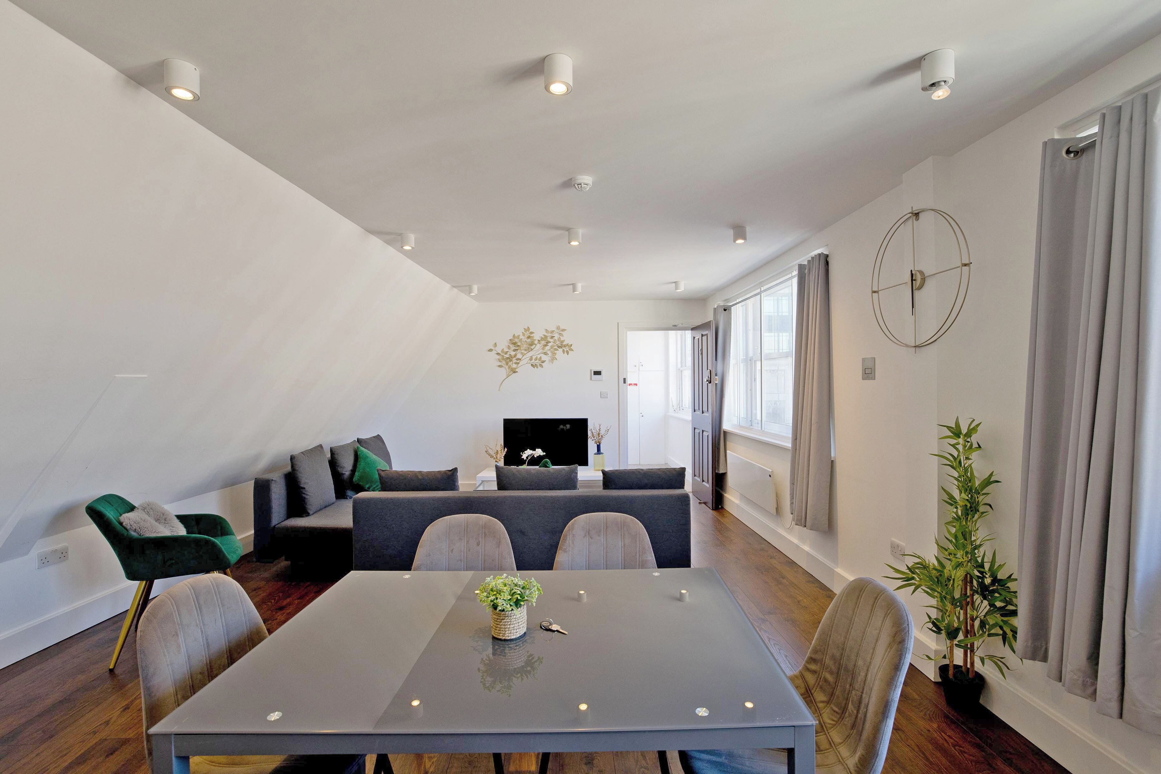 Apartment, 1 Schlafzimmer | Wohnbereich | Flachbildfernseher