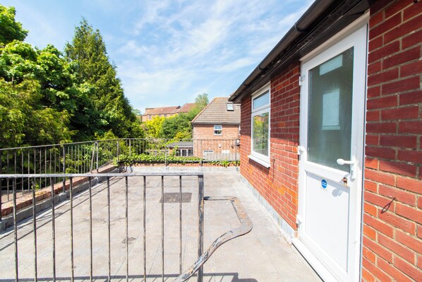 Exterior - Brookvale Guest House Room 7 (Southampton)