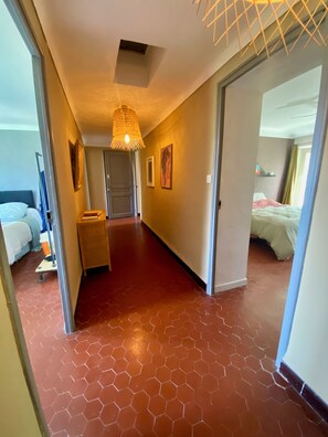3 Schlafzimmer, Bügeleisen/Bügelbrett, kostenloses WLAN, Bettwäsche