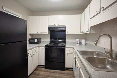 Northtown Apartments 12H I Comfy 2 Bed 2 Bath