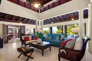 Living area - Half Hill 3BR (Montego Bay)