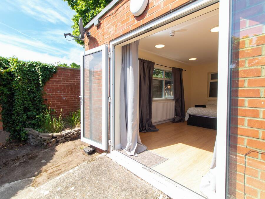 Twin Room | Free WiFi