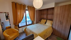 Strykejern/-brett, wi-fi og sengetøy