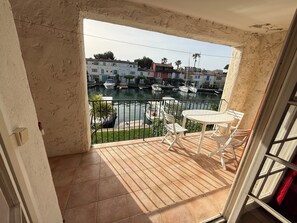Interior - Exceptional view, sunny terrace - best location in Port Grimaud (port grimaud)