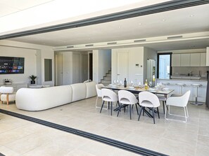 Dining - New four bedroom villa with private pool (La Cala de Mijas)