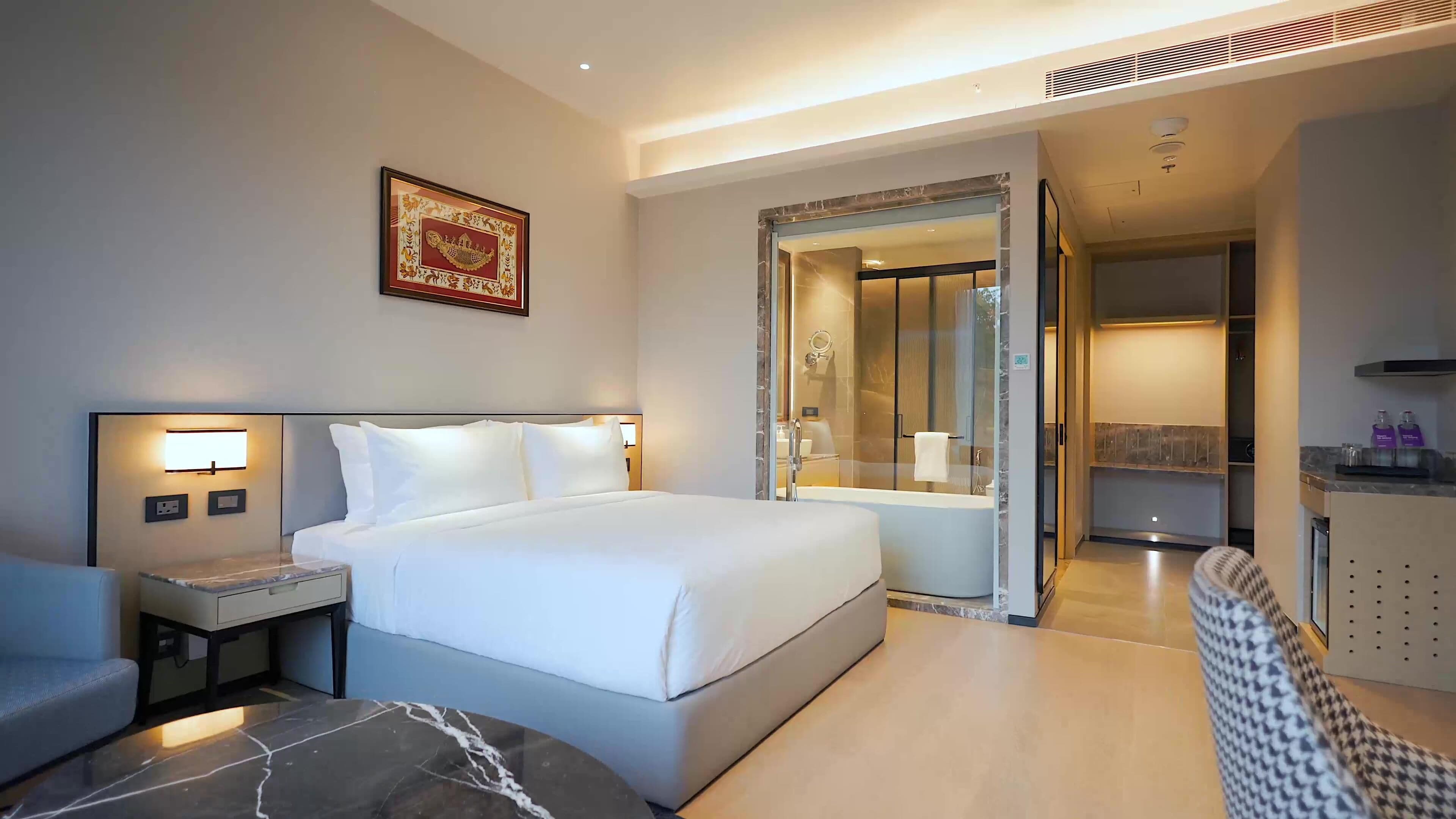 Minibar, in-room safe, desk, bed sheets