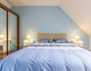 4 makuuhuonetta, ilmainen Wi-Fi