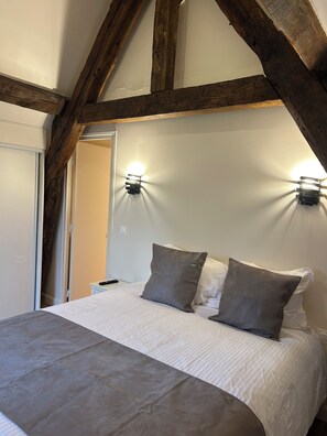 10 chambres, fer et planche à repasser, Wi-Fi, literie fournie