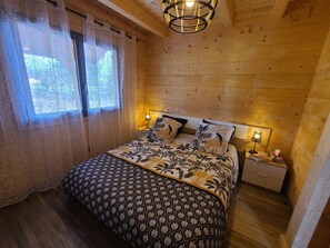 3 makuuhuonetta, ilmainen Wi-Fi, vuodevaatteet