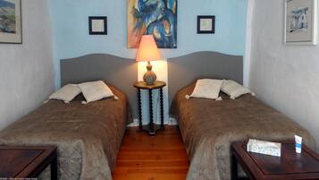 6 bedrooms, iron/ironing board, travel crib, free WiFi