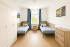 3 bedrooms, WiFi, bed sheets