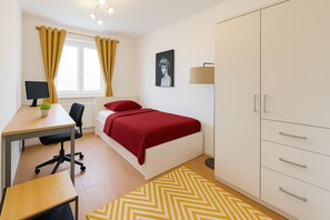 3 bedrooms, WiFi, bed sheets