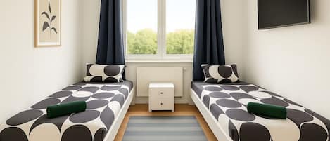 3 bedrooms, WiFi, bed sheets