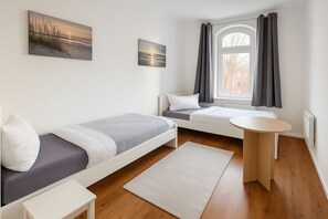 2 bedrooms, WiFi, bed sheets