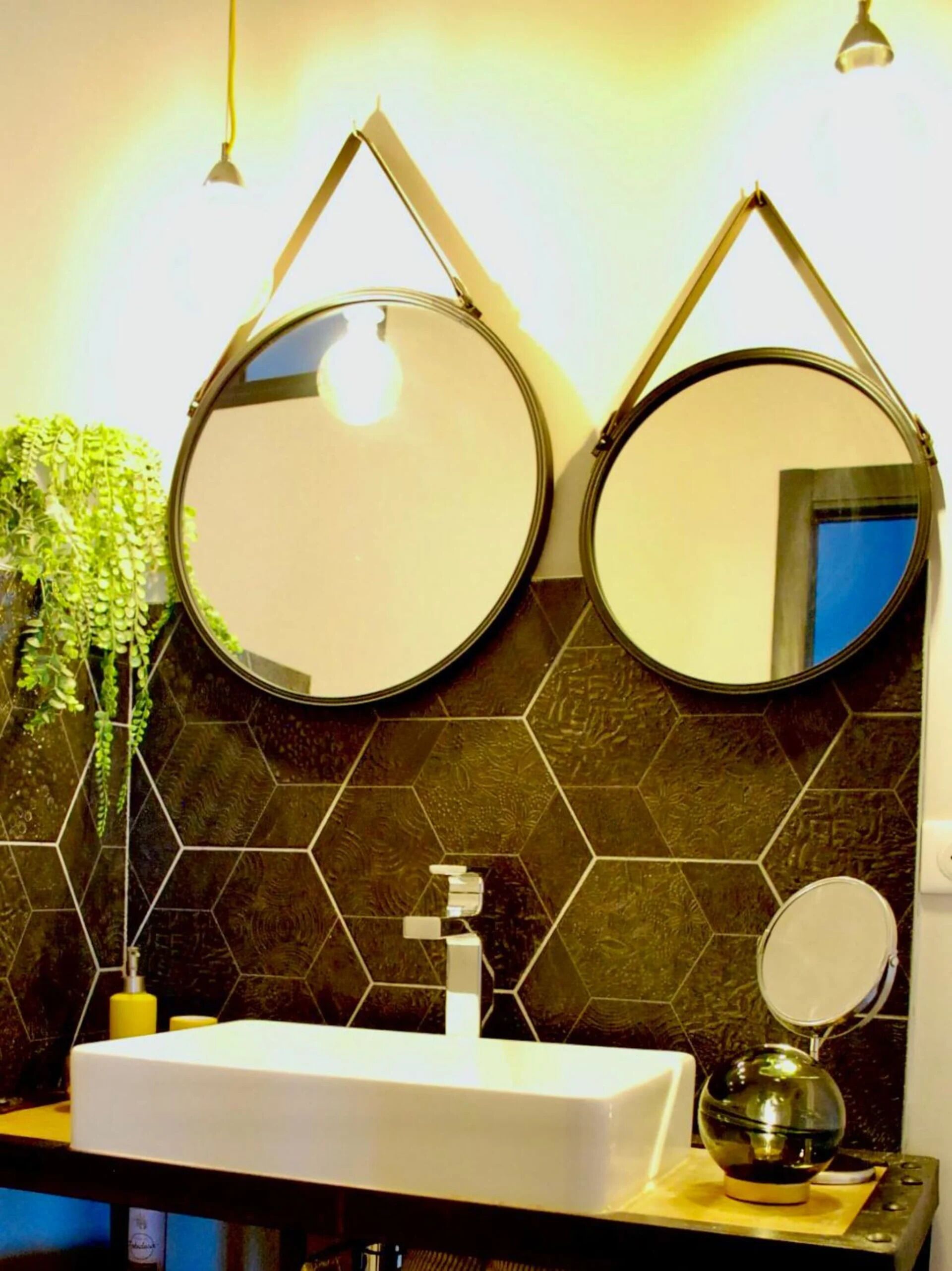 Basic Double Room, Mountain View | Bathroom