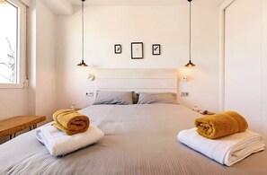 1 bedroom, iron/ironing board, Internet, bed sheets - Oasis Sea & Sky - Nogalera - City Center - Balcony-Sea view (Torremolinos)
