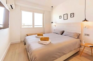 1 chambre, fer et planche à repasser, accès Internet, draps fournis