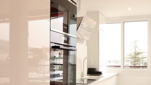 Private kitchen - Lucia Nogalera - Bright, renovated, spacious flat (Torremolinos)