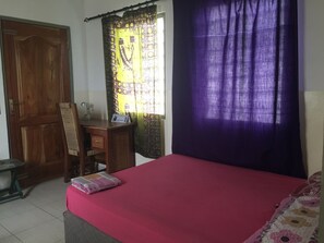 1 soverom, strykejern/-brett, wi-fi og sengetøy