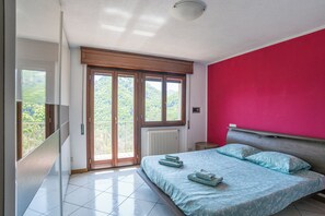 3 kamar tidur, Wi-Fi (biaya tambahan), dan seprai linen