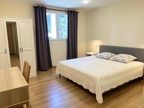 Bureau, Wi-Fi gratuit