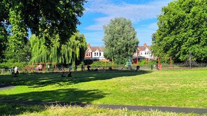Sport court - Parkside Studio Retreat, Near the station (London)